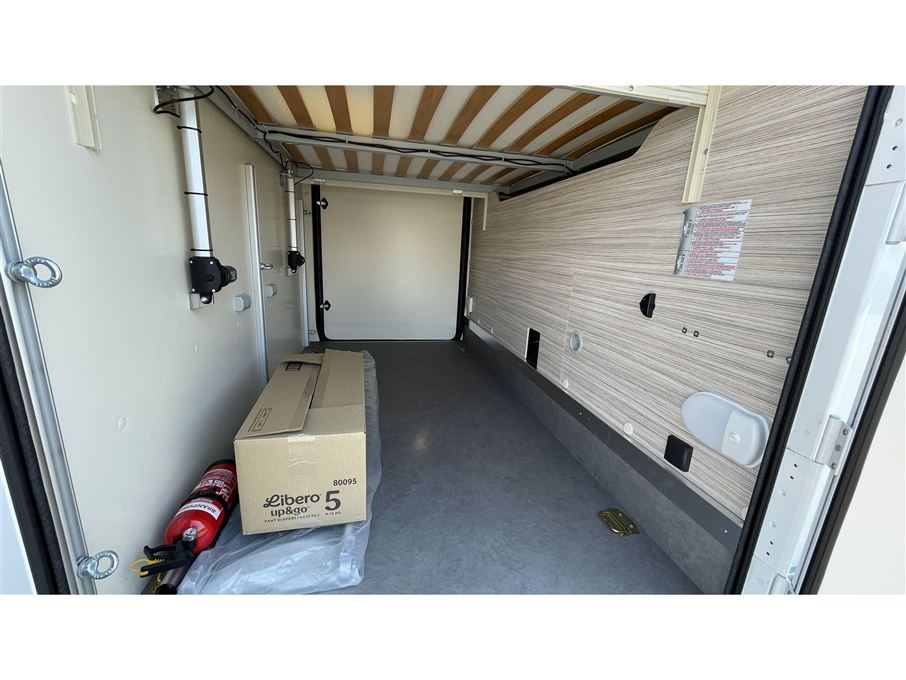 Elnagh T-Loft 582